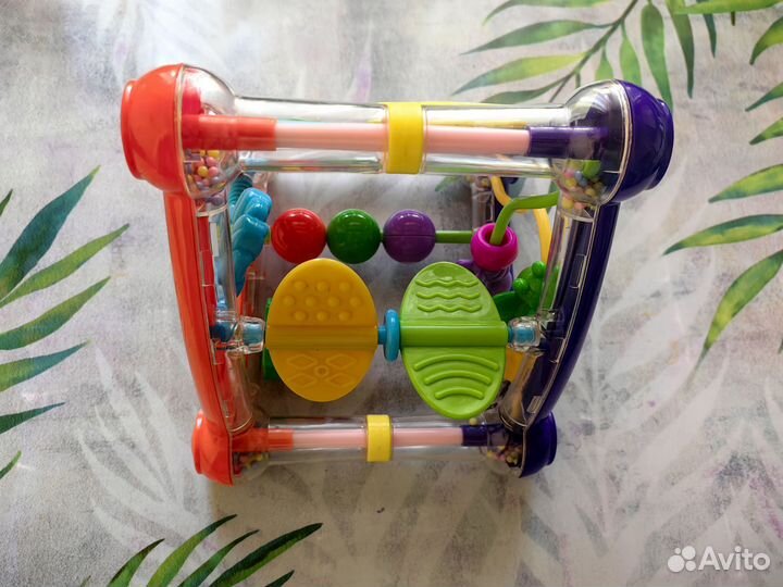 Развивающая игрушка сортер