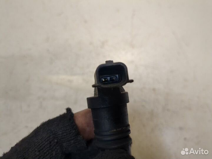 Датчик положения коленвала Nissan Juke, 2011