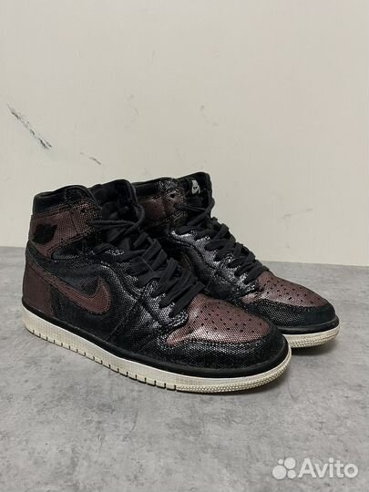 Кроссовки Nike Air Jordan 1 High OG Fearless