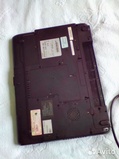 Ноутбук Toshiba, рабочий (можно на запчасти)