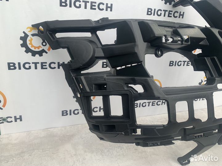 Каркас бампера правый GL A1648851016