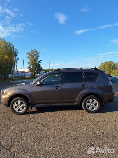 Mitsubishi Outlander 2.0 CVT, 2011, 180 000 км