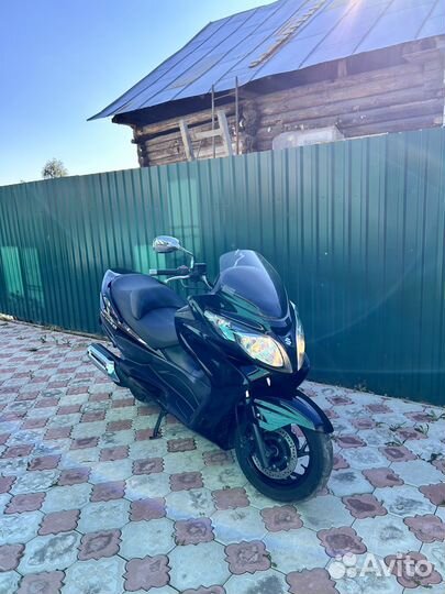 Макси скутер