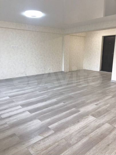 1-к. квартира, 43 м², 1/6 эт.