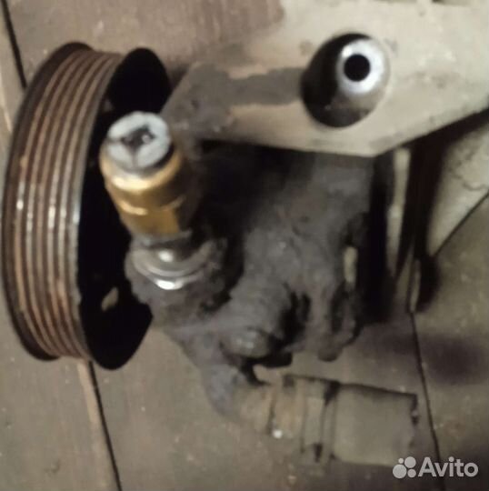 Насос гидроусилителя руля Skoda Octavia A4 Tour