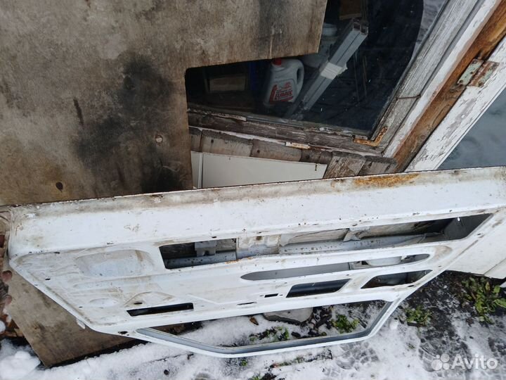 Дверь на ниву