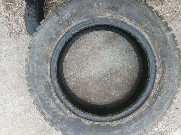 Goodyear Ultra Grip HP 225/60 R16