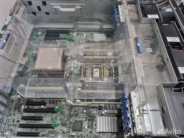 Сервер HP proliant ML350p gen8