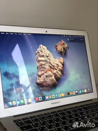 Macbook AIR 13 середина 2013