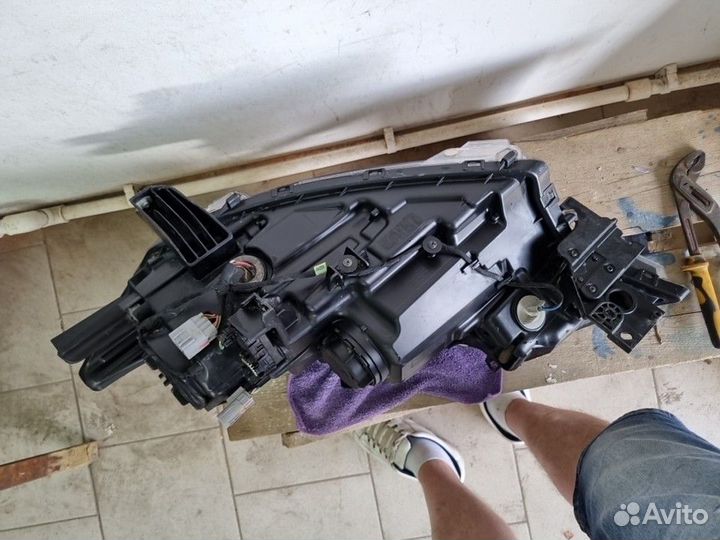 Фара правая Mitsubishi Otlander 3