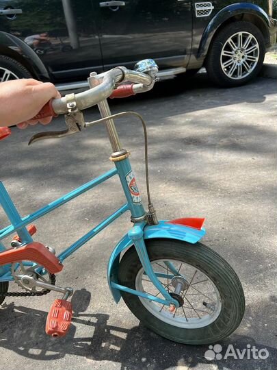 Велосипед бабочка в идеальном состоянии