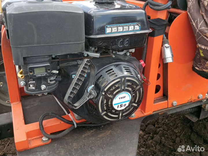 Мини-экскаватор STRONG M 1000, 2019