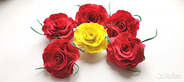 Искусственные цветы большие 10 шт. пакетом