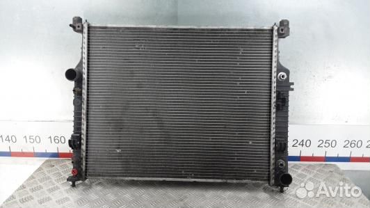 Радиатор системы охлаждения mercedes benz R-class