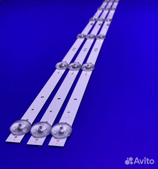 Подсветка для TV 5850-W40000-9P00 (новая)