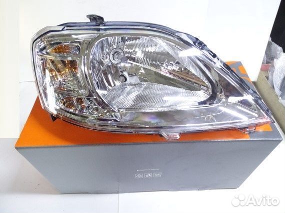 Блок-фара правая Лада Ларгус