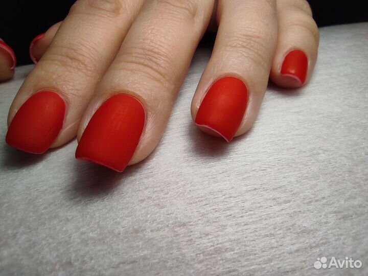 Маникюр, покрытие гель-лак, моделирование