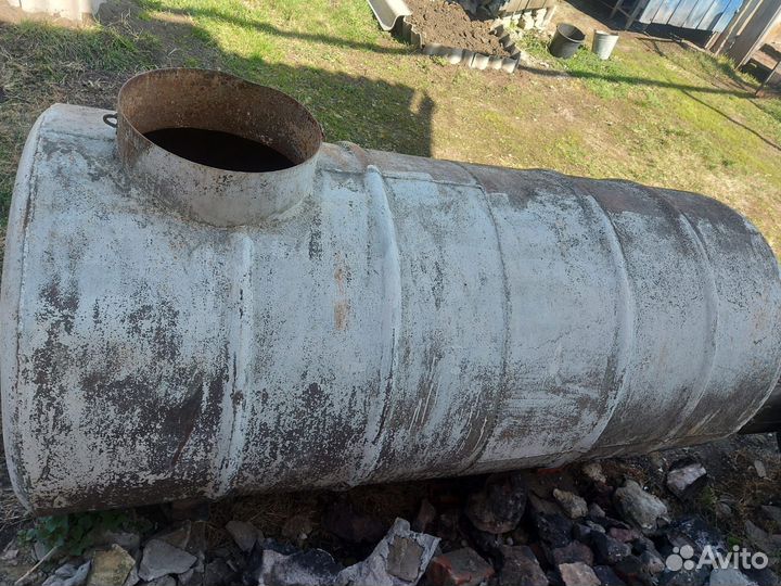 Бак железный