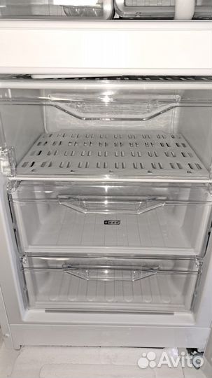 Продам Холодильник Индезит