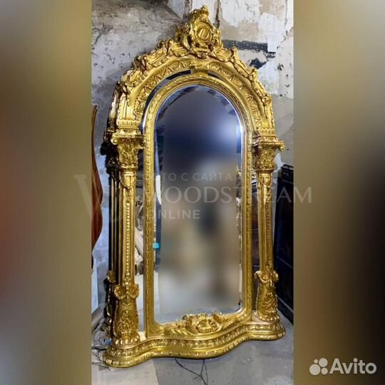 Зеркало в дворцовом стиле