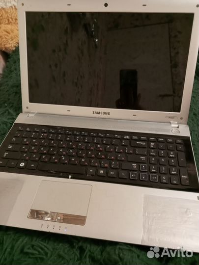 Samsung rv520