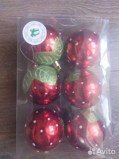 Новогодние игрушки