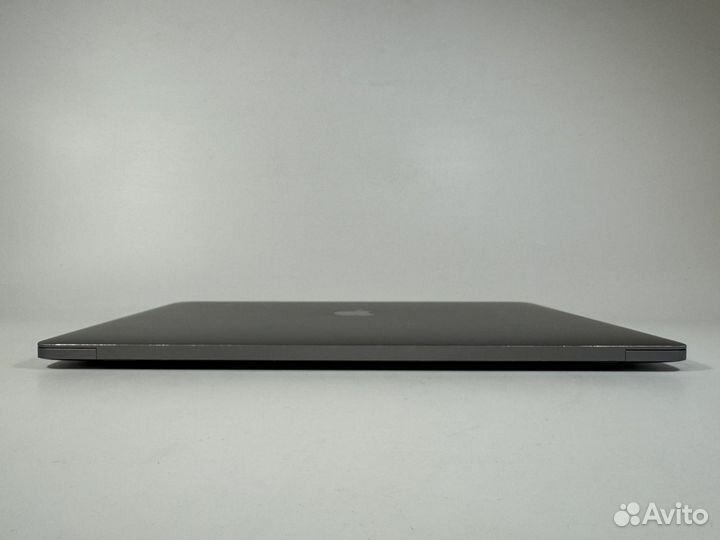 MacBook Pro 15 2017 топовый i7 3.1GHz 256gb