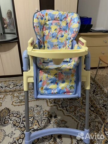 Детский стульчик для питания