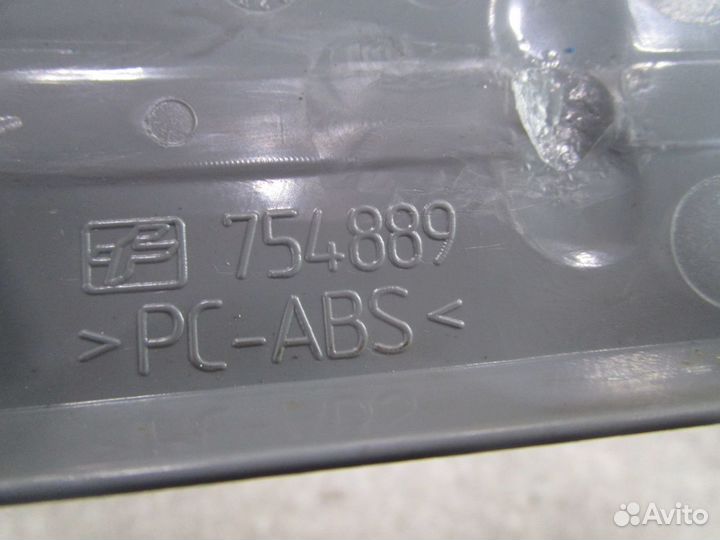 Накладка вещевого отсека Mercedes-Benz A0008450427
