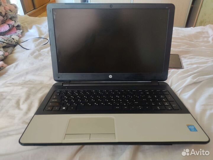 Ноутбук hp i3-4005 8GB DDR3 SSD 120