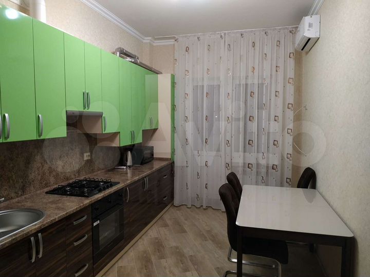 1-к. квартира, 42 м², 2/3 эт.