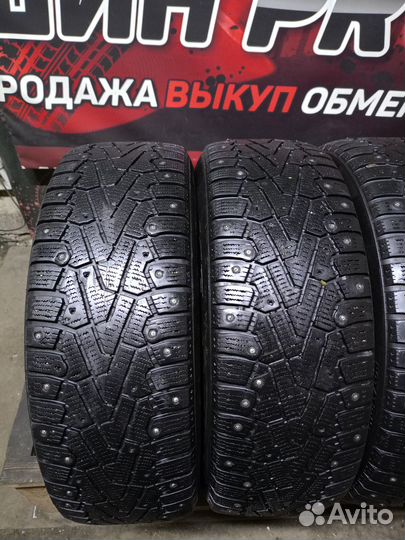 Pirelli Ice Zero 215/65 R16