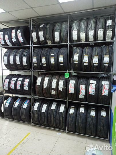 Michelin X-Ice Snow SUV 215/55 R18 99H