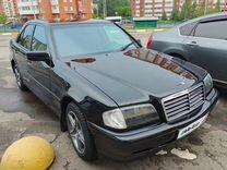 Mercedes-Benz C-класс 2.0 MT, 1998, 300 000 км, с пробегом, цена 410 000 руб.