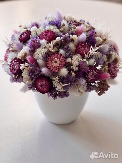 Сухоцветы в кашпо