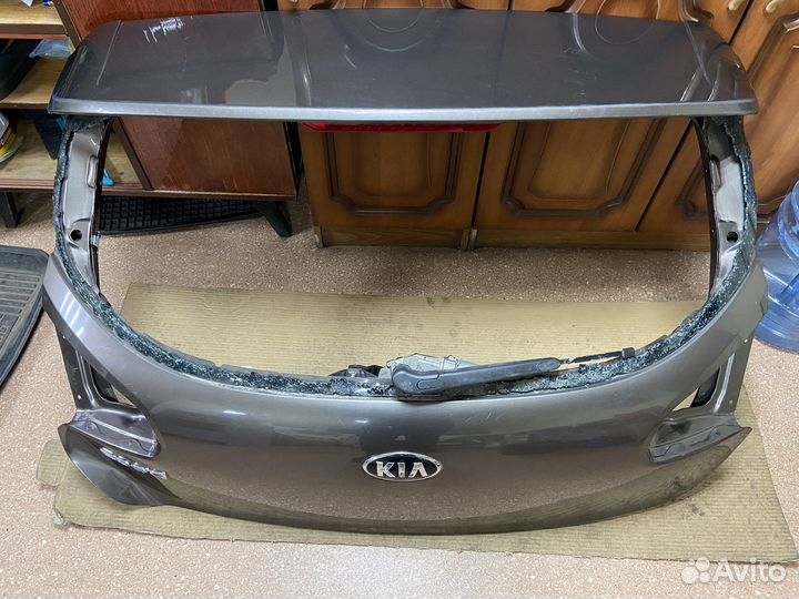 Крышка багажника Kia Ceed 2 JD 12-18 хэтчбек