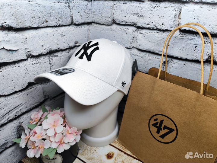 Кепка 47 Brand New York Yankees белая