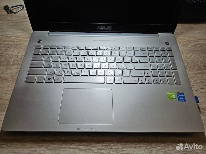 Ноутбук asus N550J игровой