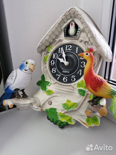 Поющие настенные часы новые