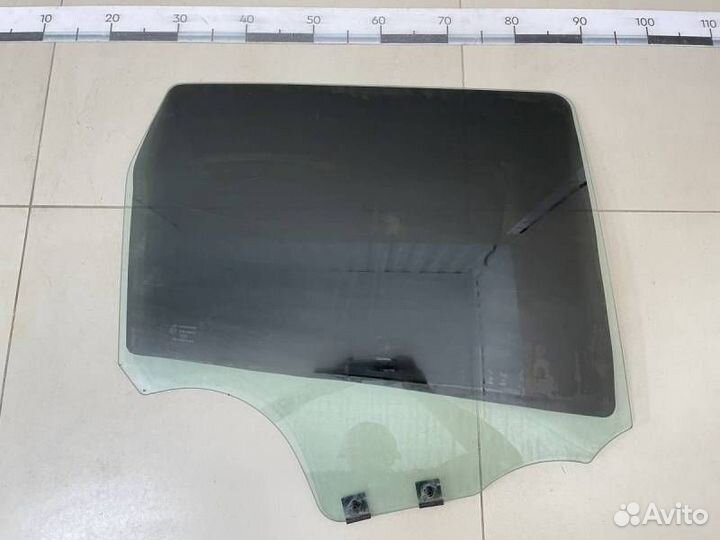 Стекло двери задней правой Nissan Terrano D10 2014