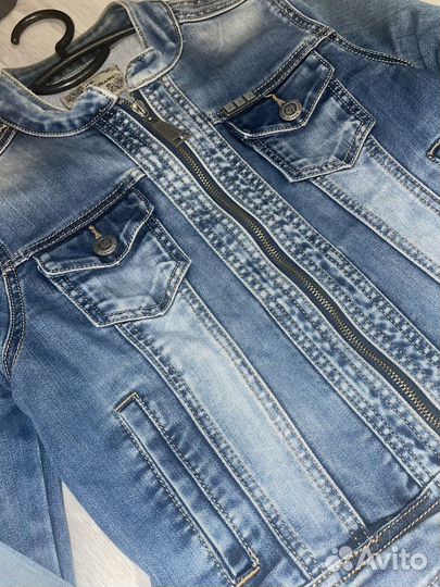 Джинсовая куртка