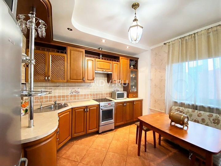 3-к. квартира, 90 м², 9/15 эт.