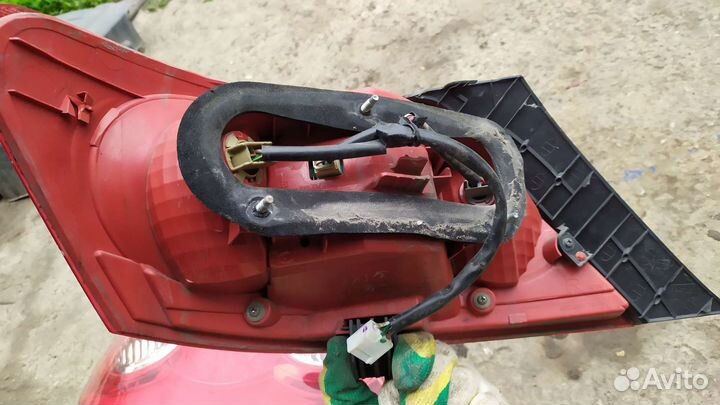 Задний фонарь Toyota mark x grx 120