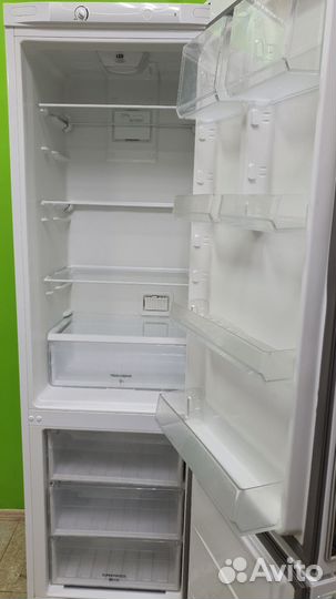 Холодильник hotpoint ariston NO frost 2метра