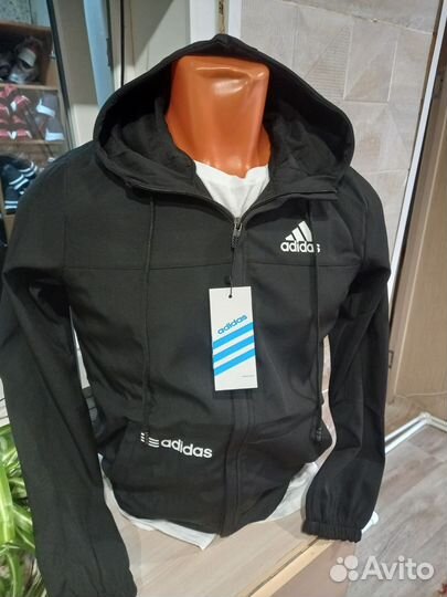 Спортивный костюм на подростка adidas