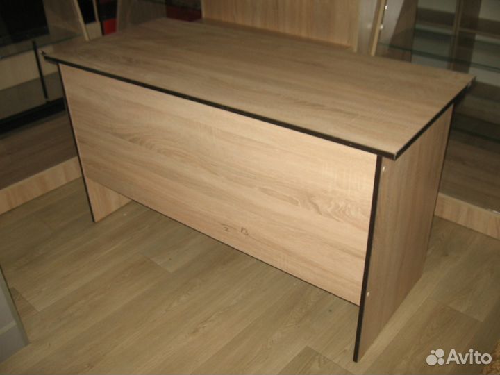 Стол письменный новый