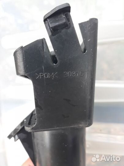 Фарсунка омывателя фар