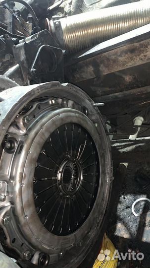 Ремонт грузовиков