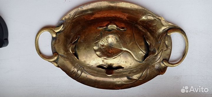 Фруктовница на ножках