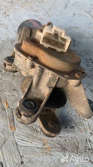 Моторчик трапеции дворников (стеклоочистителя)